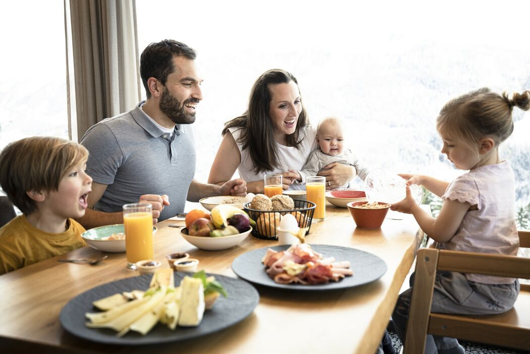 All Inclusive Familienfrühstück im Kinderhotel Allgäuer Berghof