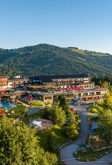 Azubi Top Hotel Austausch Sonnenaufgang beim Wandern im Allgäu im Kinderhotel Allgäuer Berghof